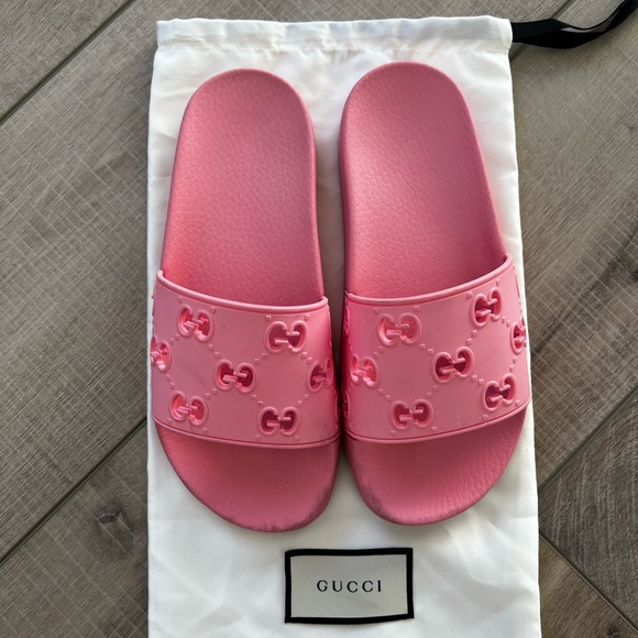 Pink Gucci slides - Picture 3 of 8